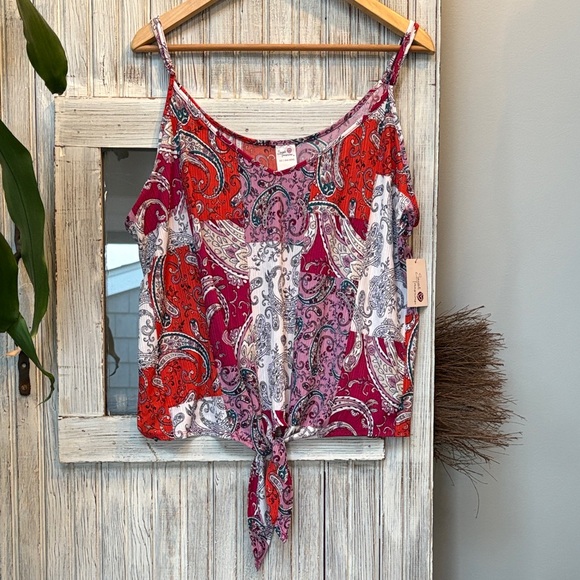 Secret Treasures Tops - Secret Treasures Paisley Tank with Tie Front Adjustable Straps 2X (18-20) NWT